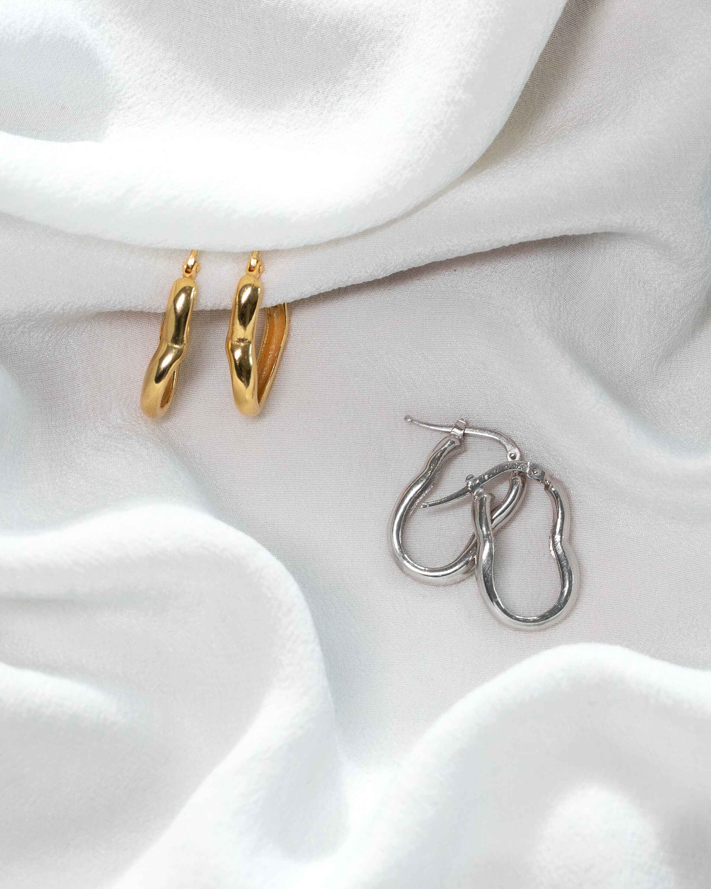 Eternal hoops i återvunnet silver från IZALEI